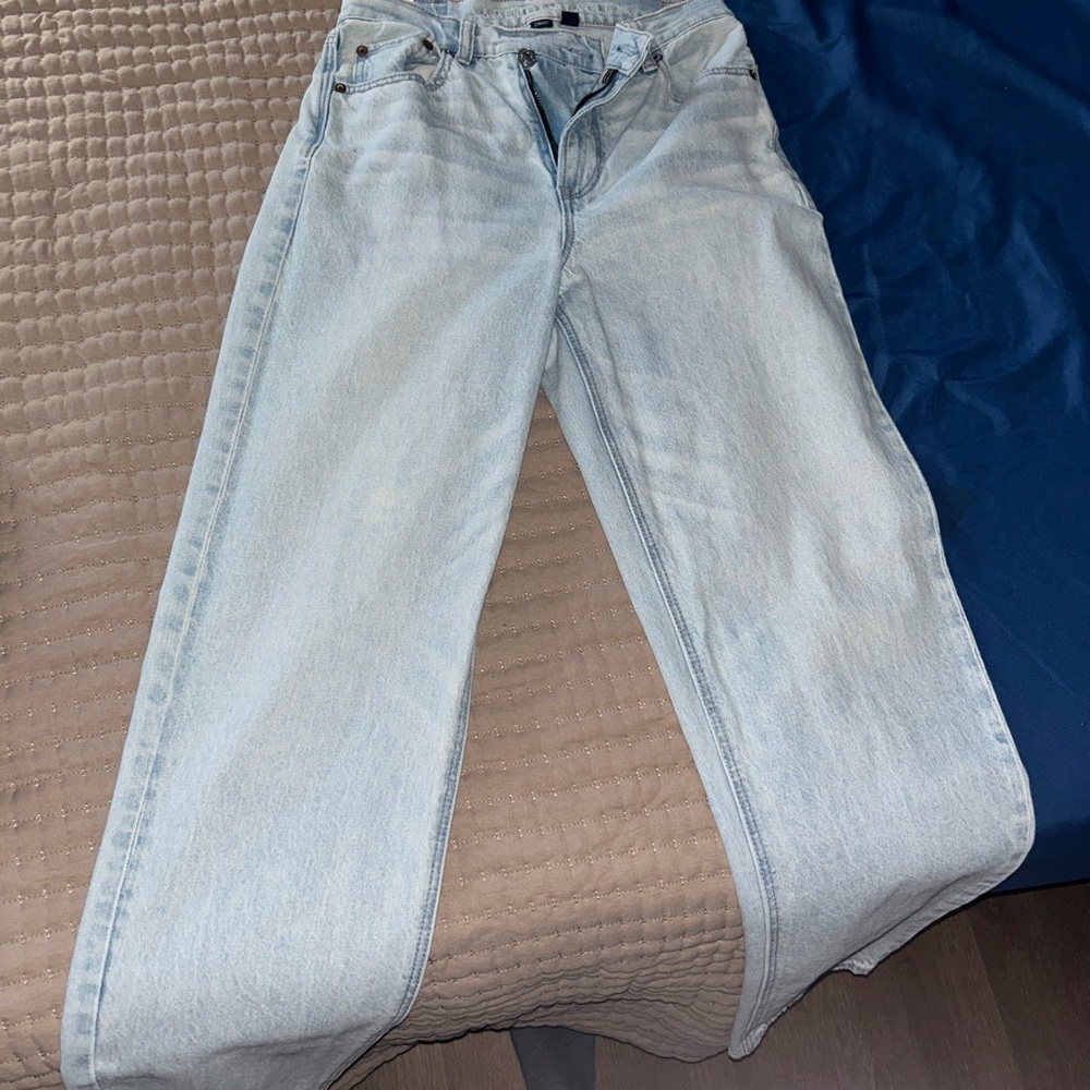 American Eagle Outfitters Light Blue Straight Leg Jeans